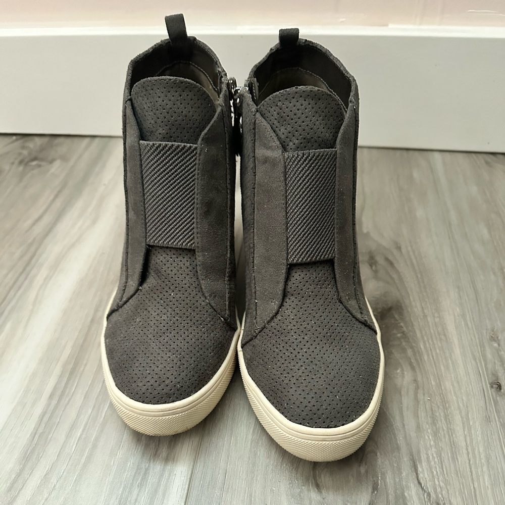 MIA Gray High-Top Wedge Sneakers with Zipper Closure